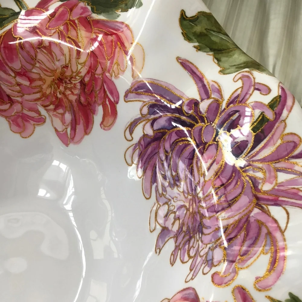 Large Fluted  Melamine Floral Serving Bowl - NWT